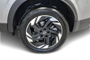 Nissan Qashqai esikatselu 10