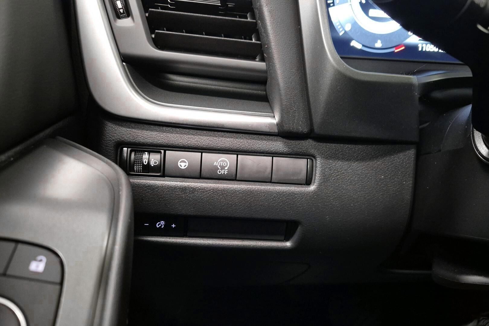 Nissan Qashqai iso kuva 17
