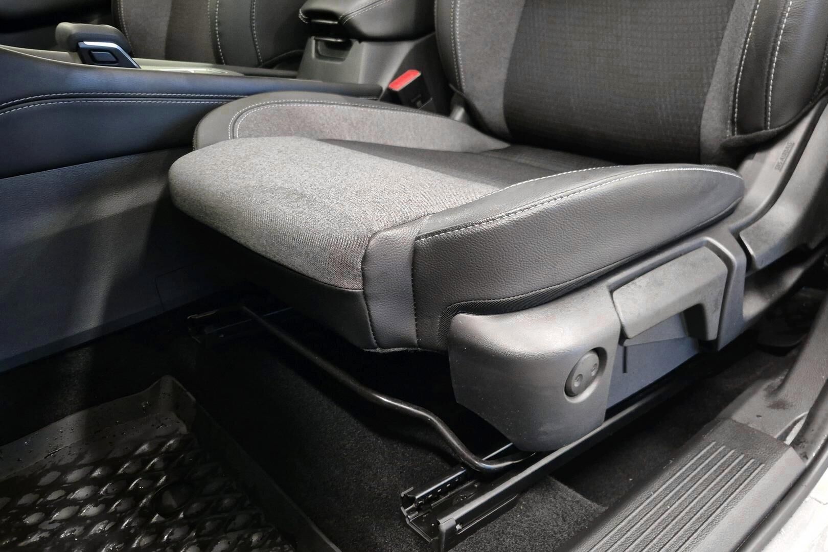 Nissan Qashqai iso kuva 18