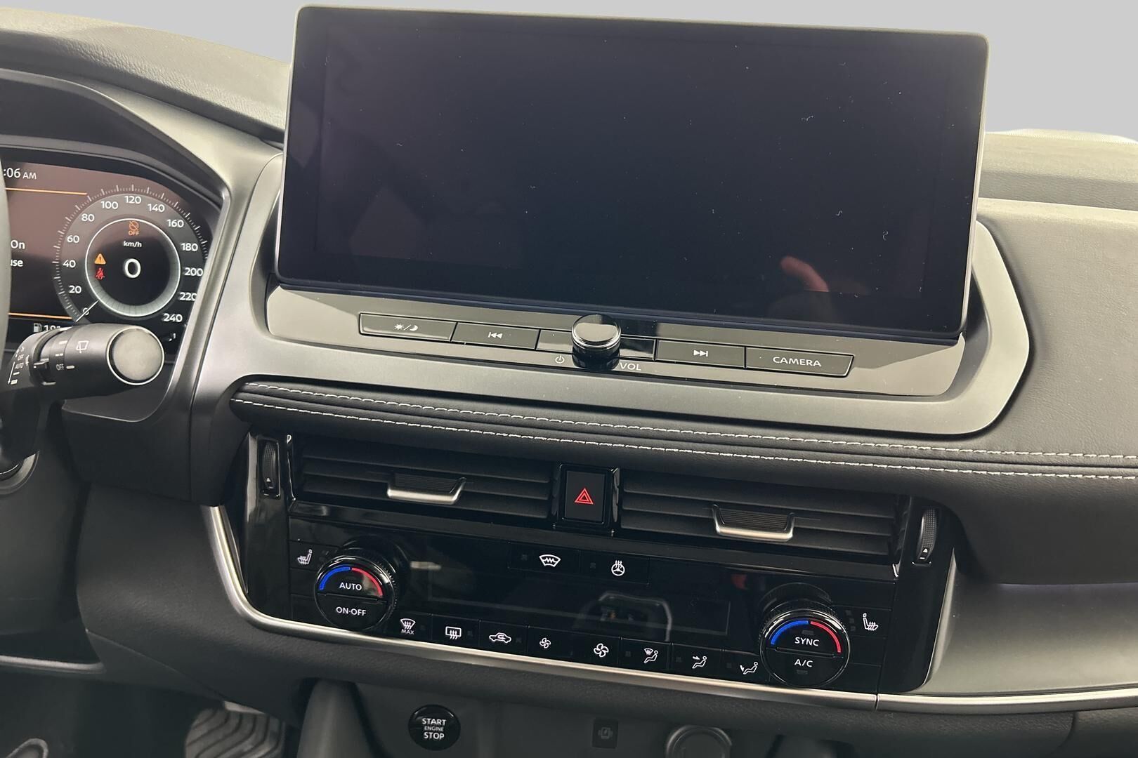 Nissan Qashqai iso kuva 16