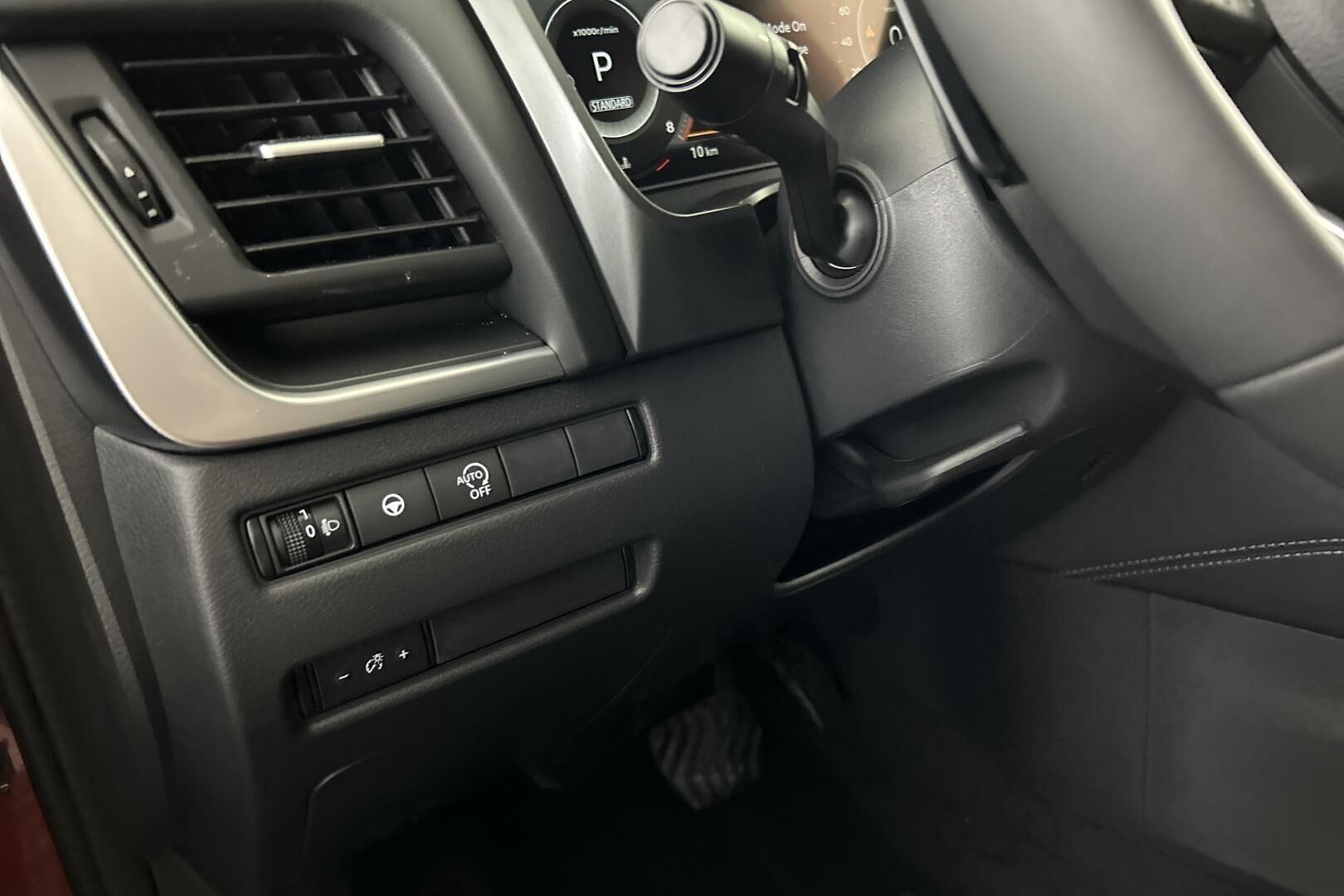 Nissan Qashqai iso kuva 24