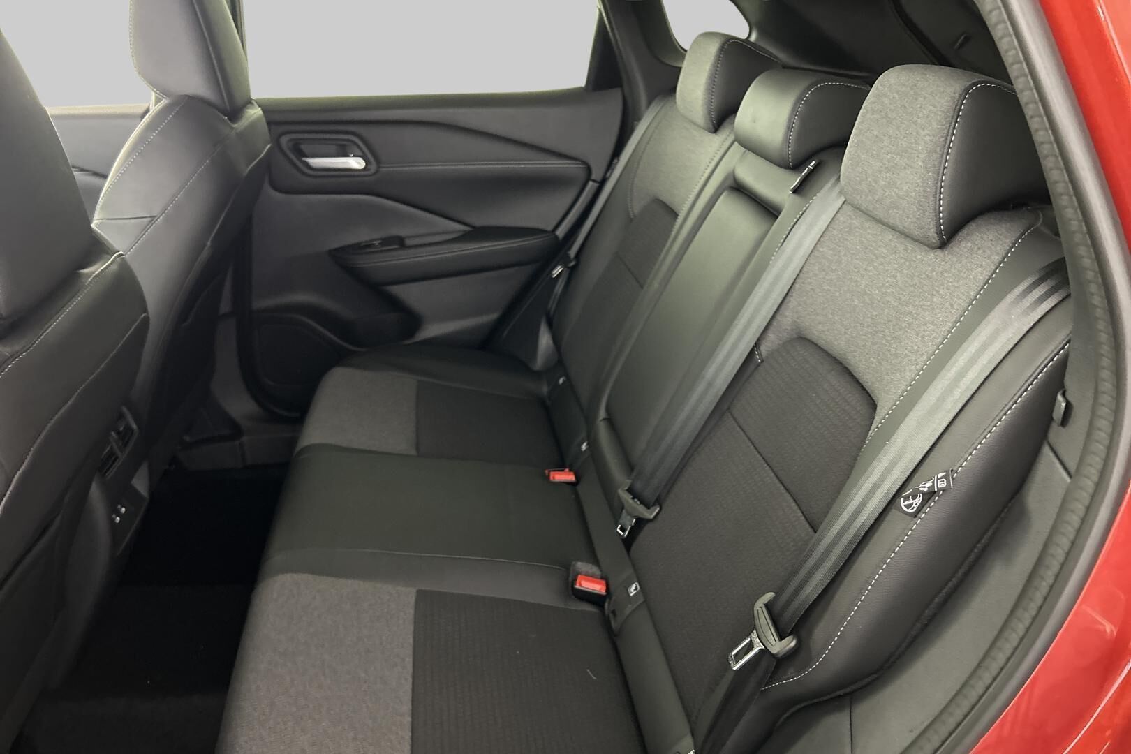 Nissan Qashqai iso kuva 9