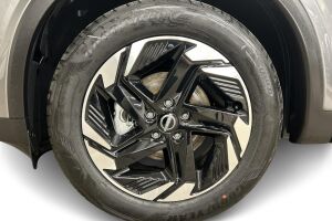 Nissan Qashqai esikatselu 12