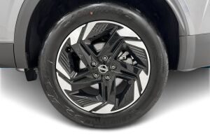 Nissan Qashqai esikatselu 11