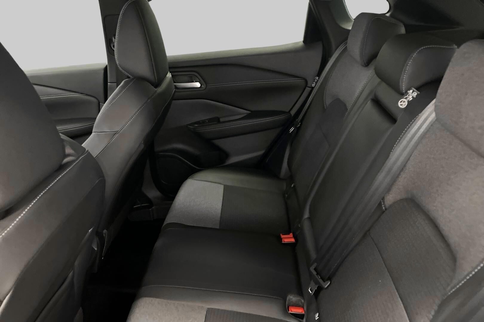 Nissan Qashqai iso kuva 9