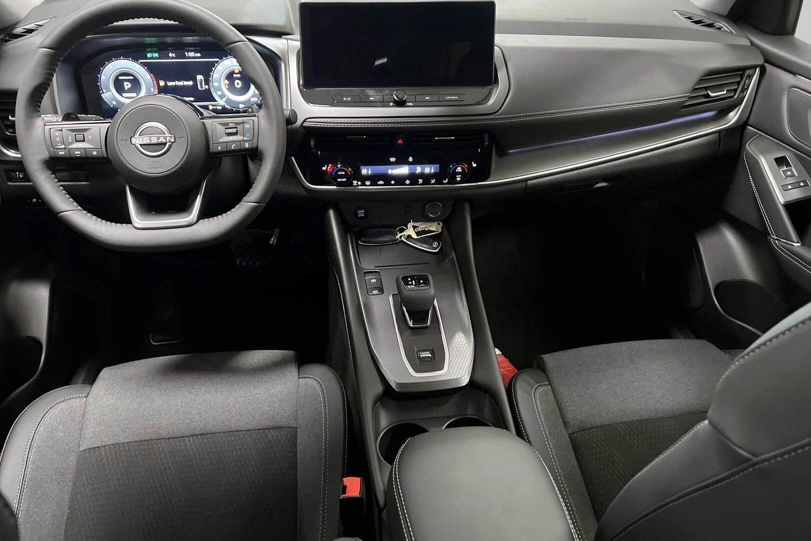 Nissan Qashqai iso kuva 10