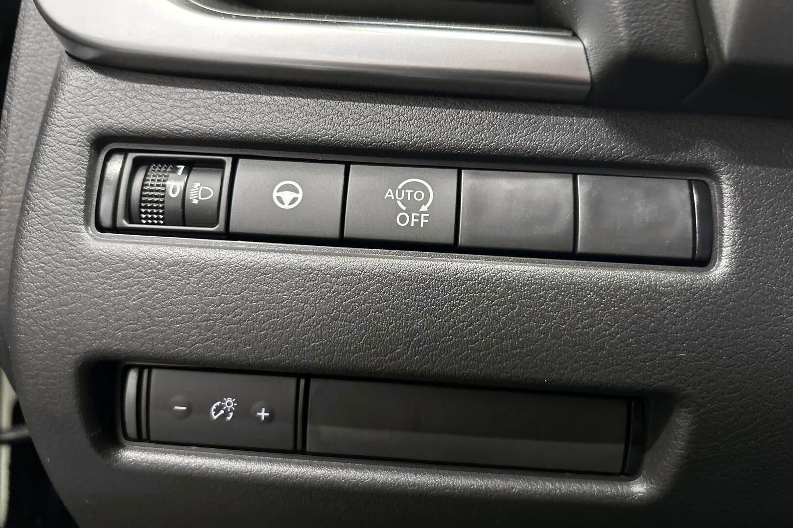 Nissan Qashqai iso kuva 19