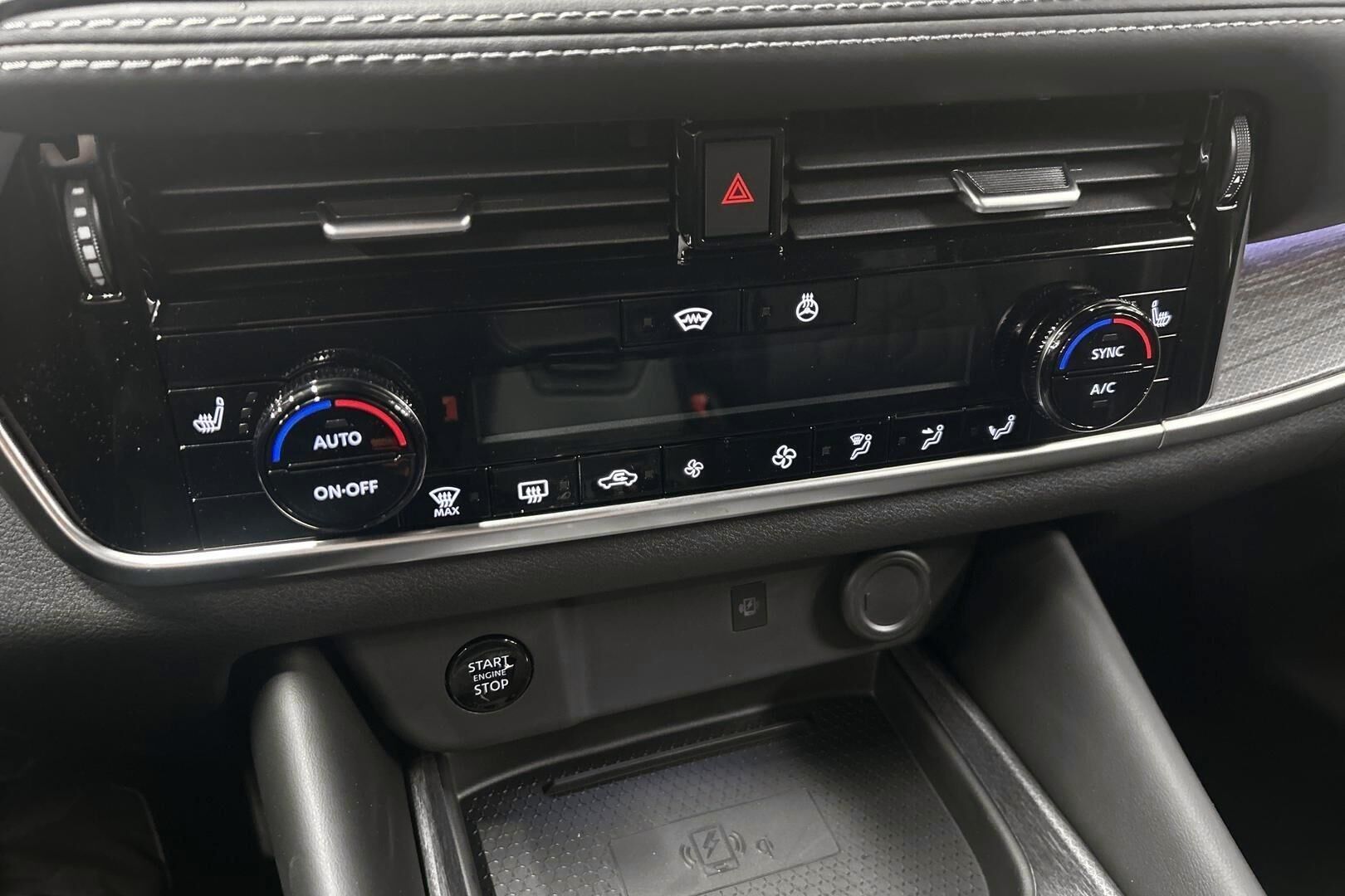 Nissan Qashqai iso kuva 17