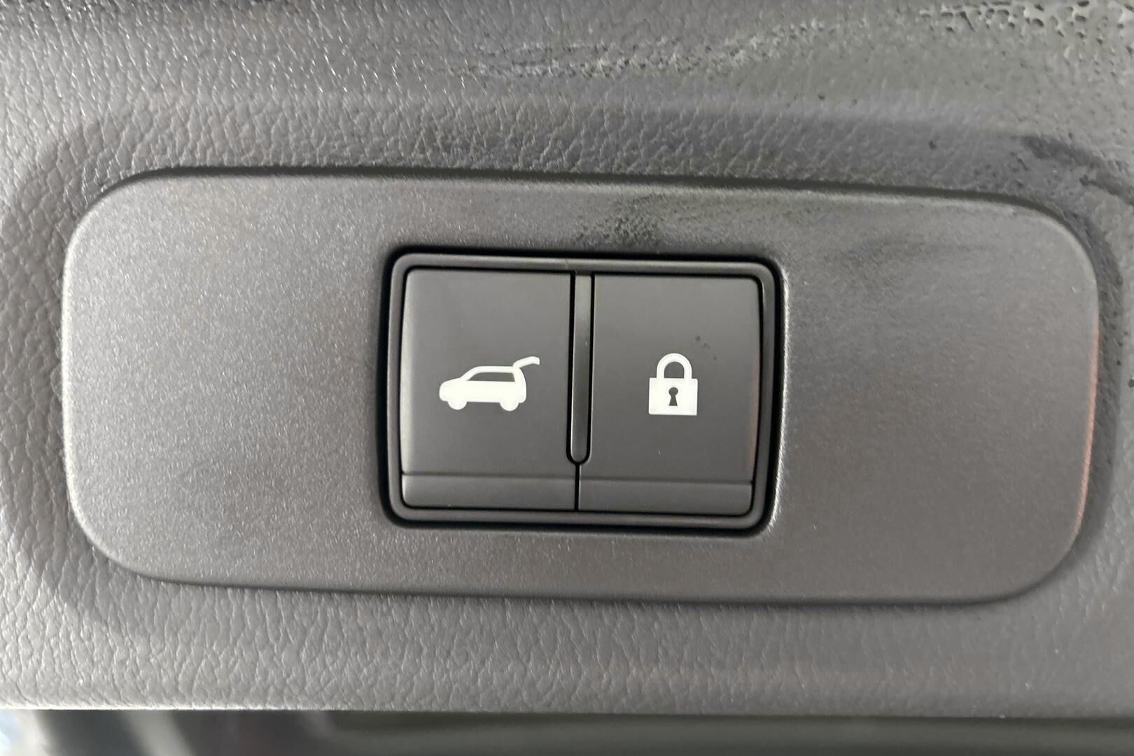 Nissan Qashqai iso kuva 24