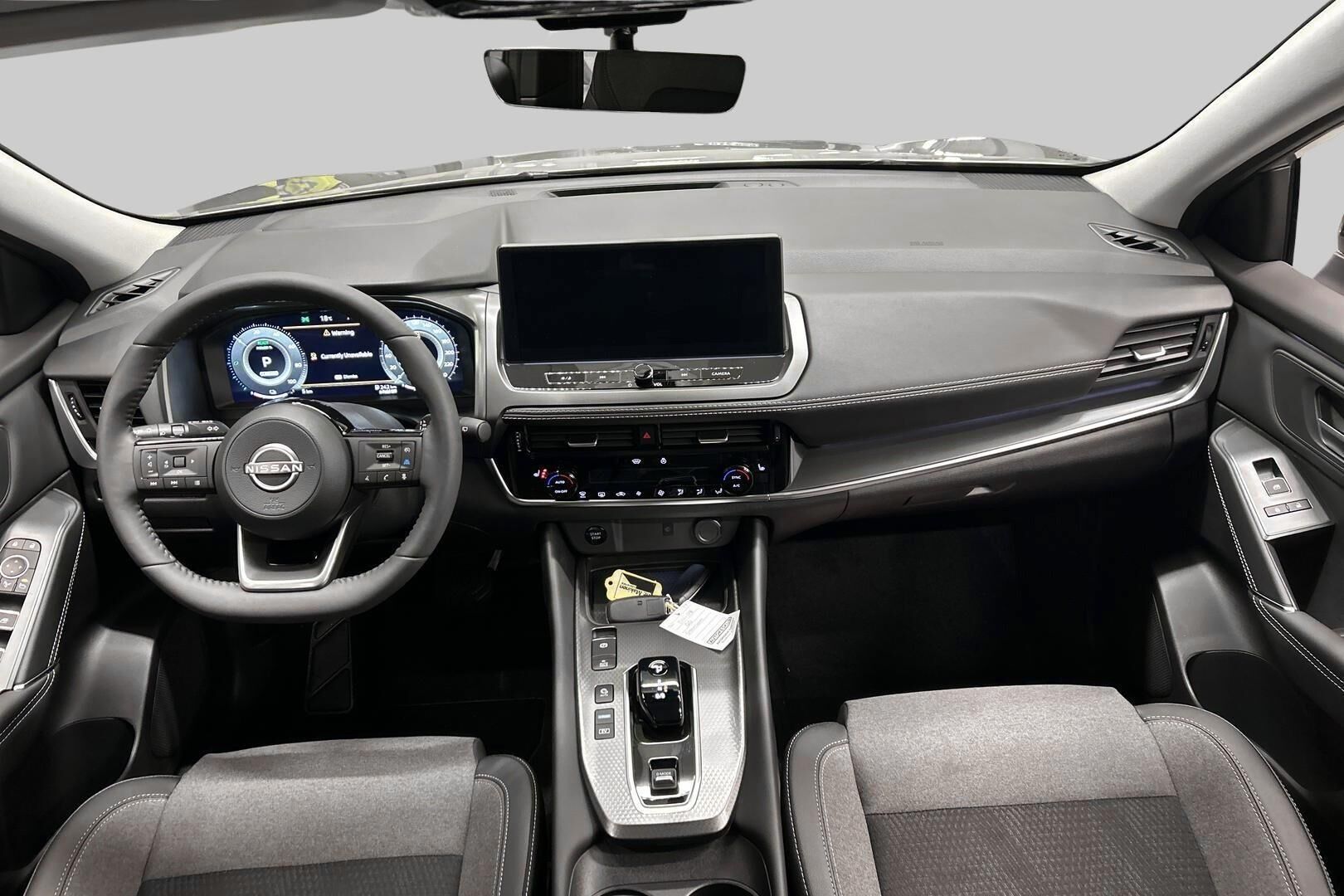 Nissan Qashqai iso kuva 10