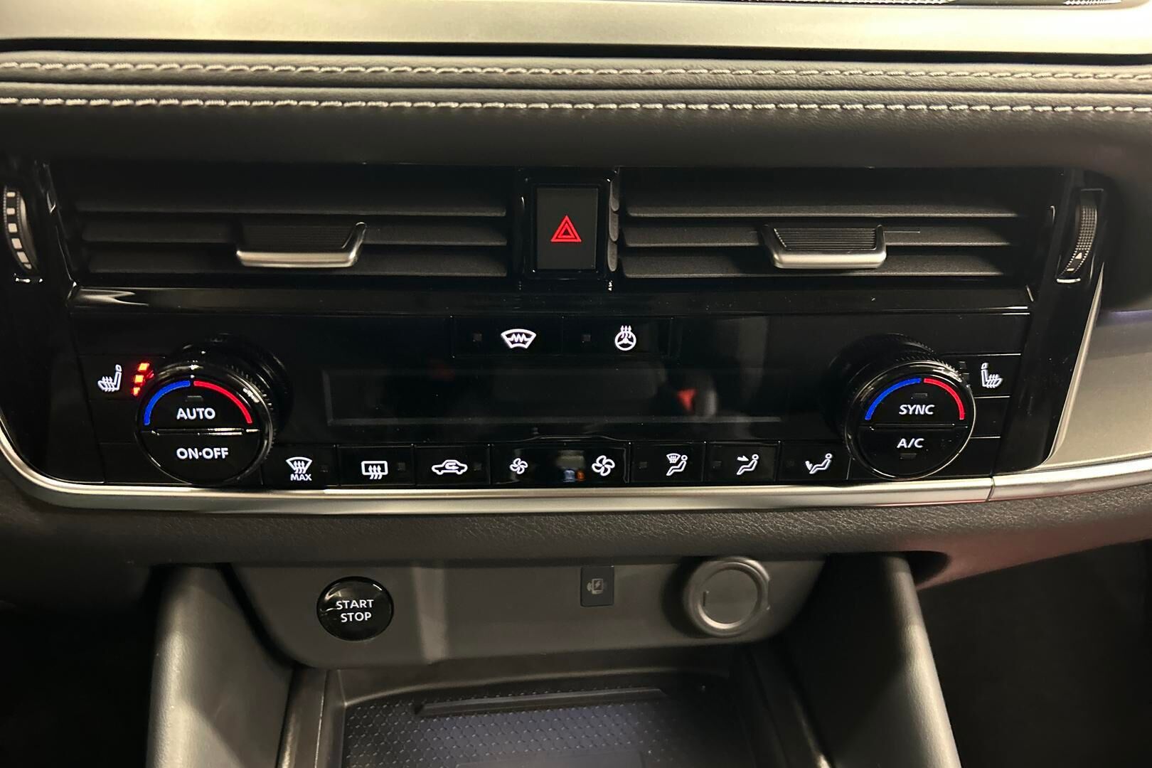 Nissan Qashqai iso kuva 16