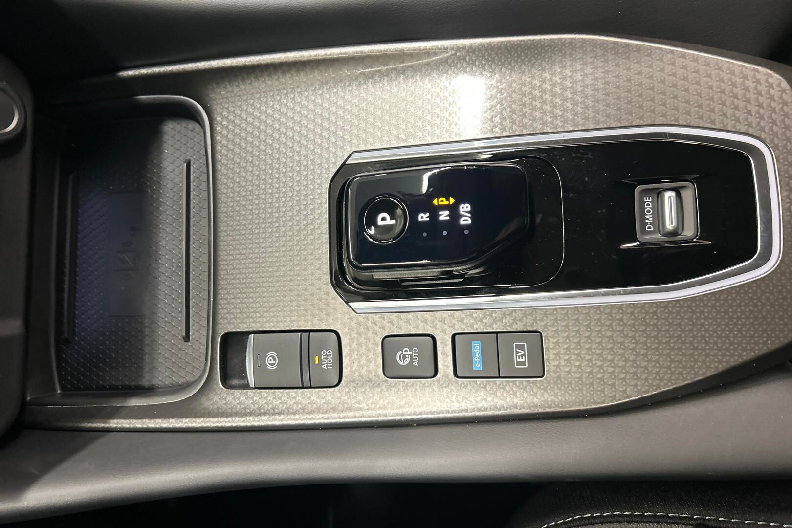 Nissan Qashqai iso kuva 17
