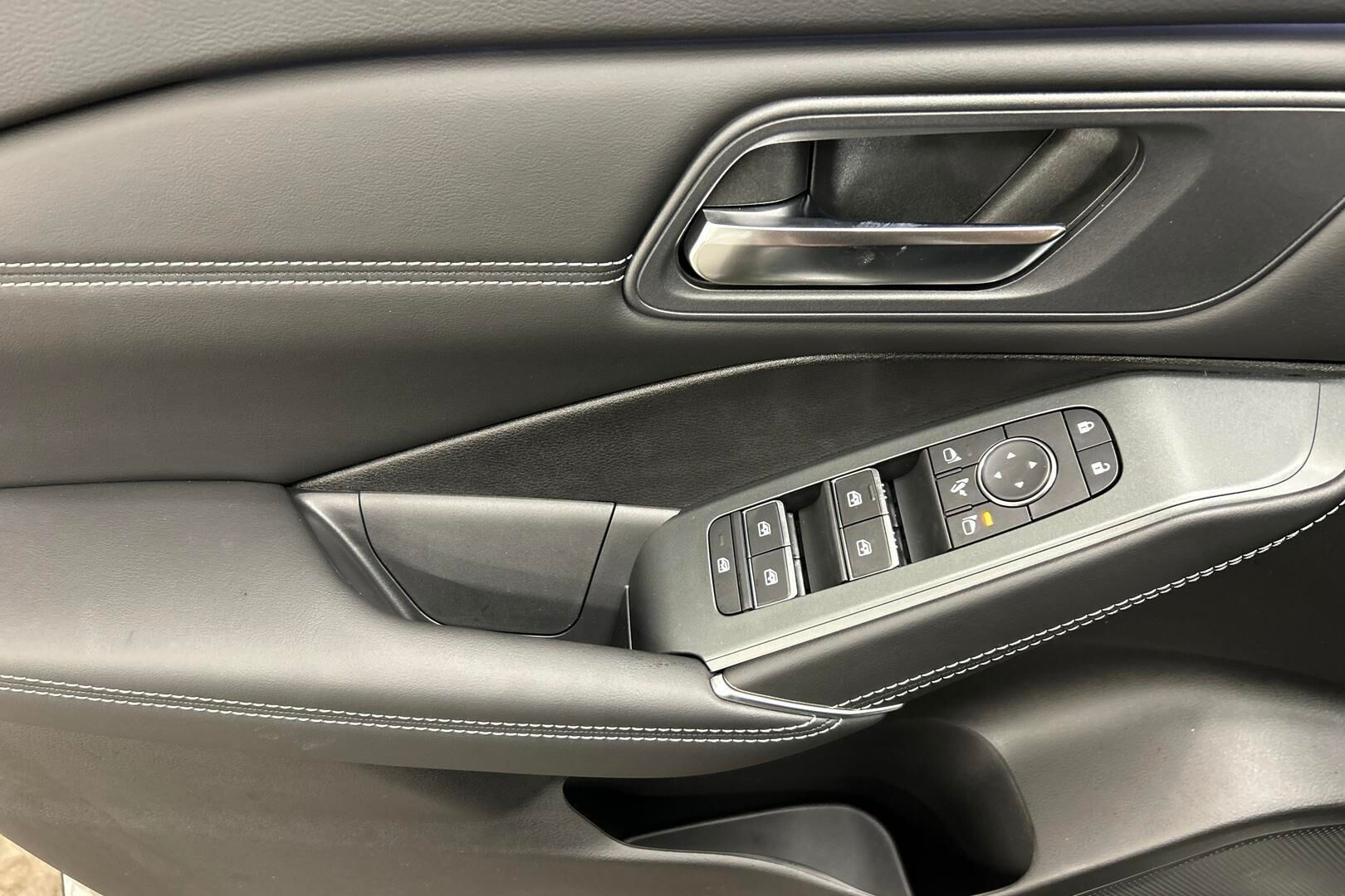 Nissan Qashqai iso kuva 19
