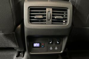 Nissan X-Trail esikatselu 21