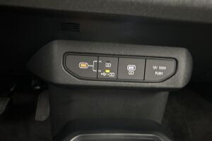 Kia EV4 esikatselu 12