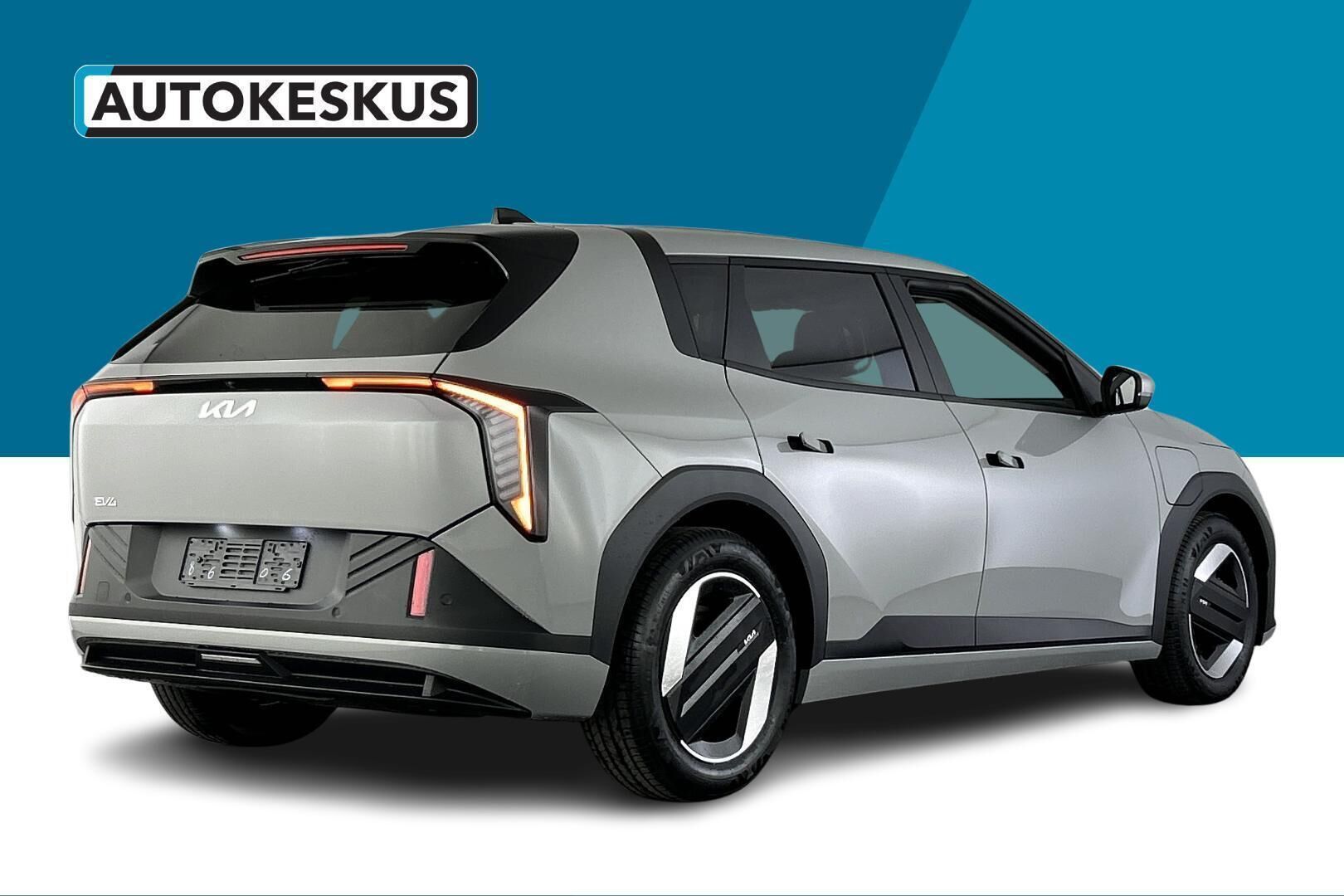 Kia EV4 iso kuva 2