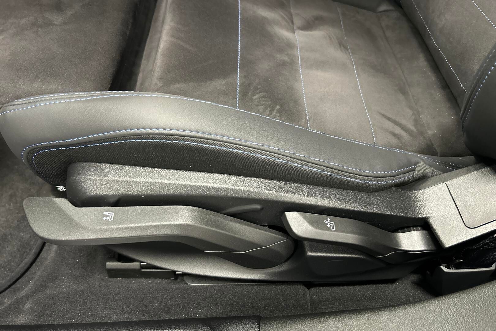 BMW 1-SARJA iso kuva 16