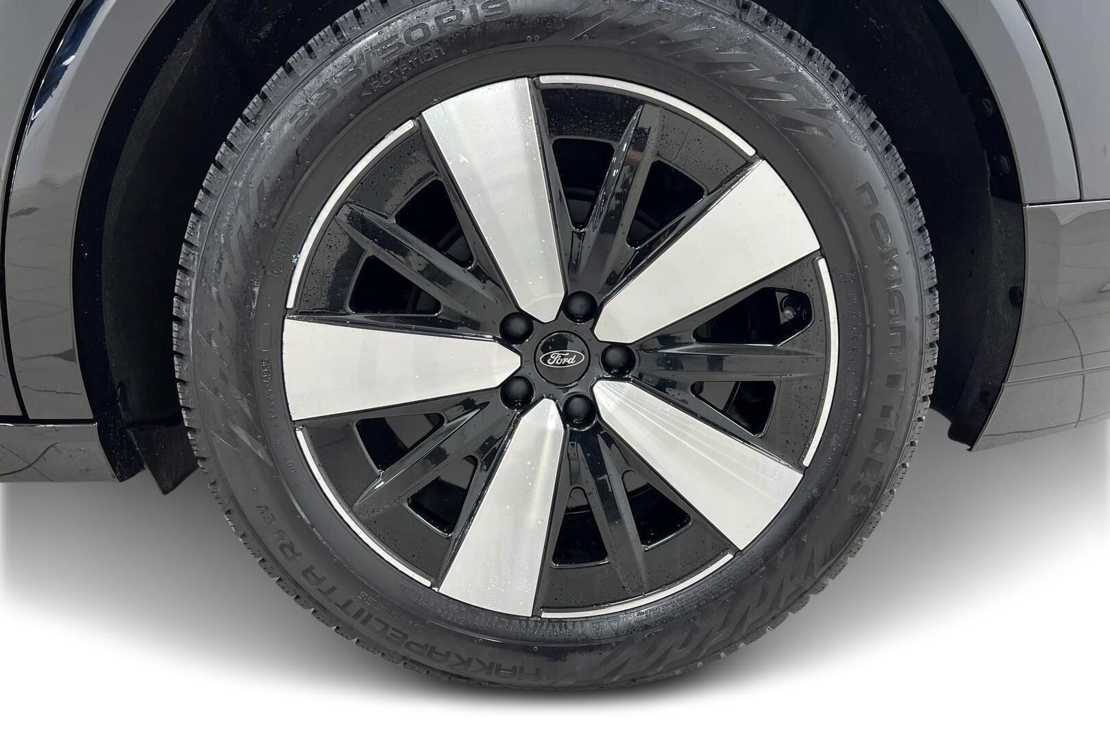 Ford Capri iso kuva 17