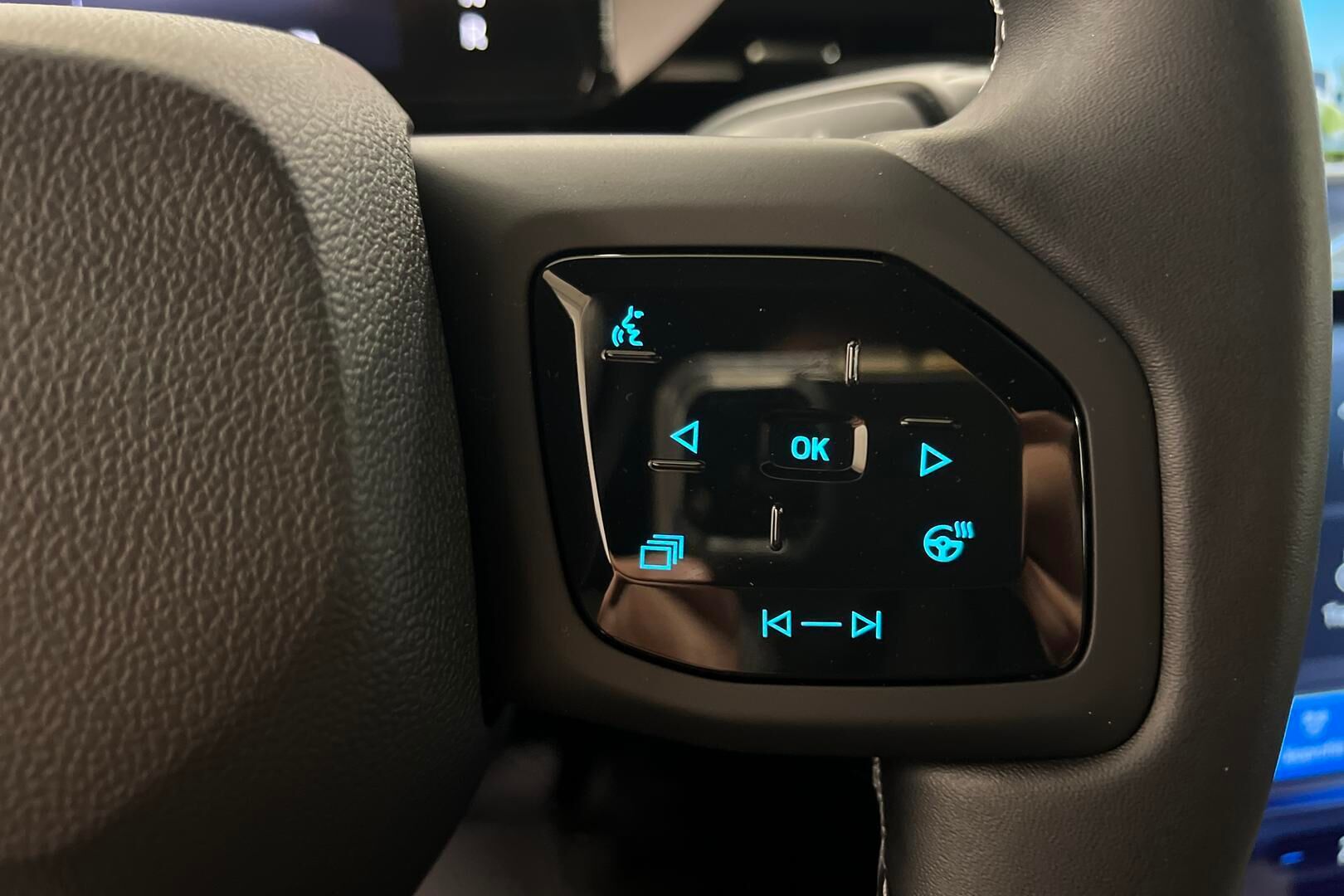 Ford Capri iso kuva 7