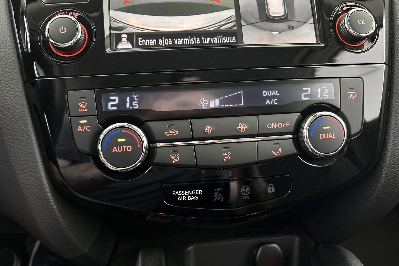 Nissan Qashqai iso kuva 24