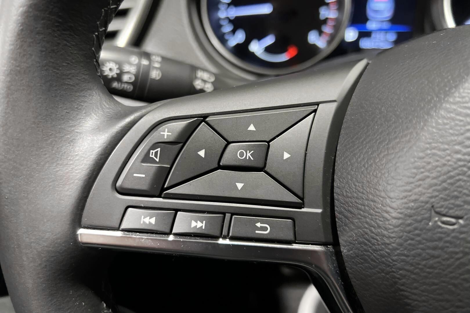 Nissan Qashqai iso kuva 12