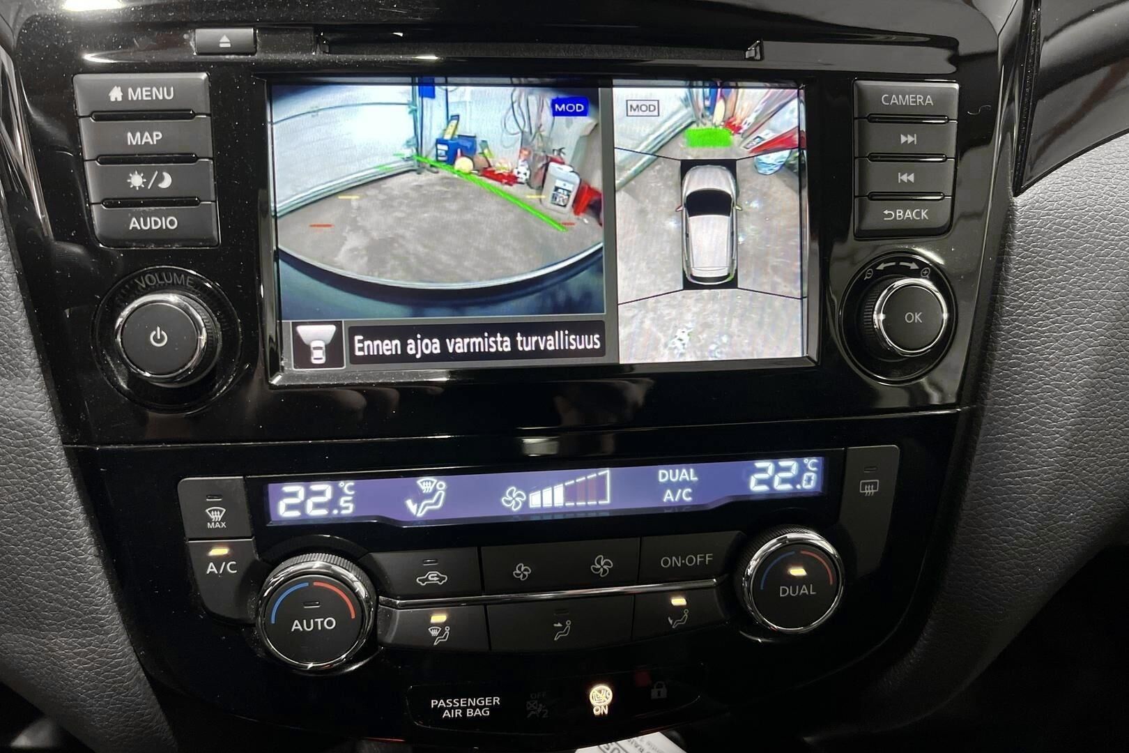 Nissan Qashqai iso kuva 14