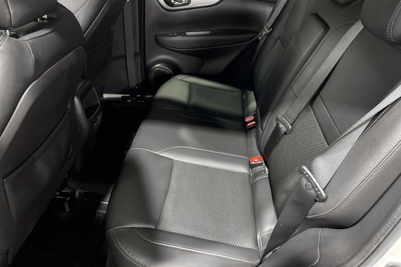 Nissan Qashqai iso kuva 10