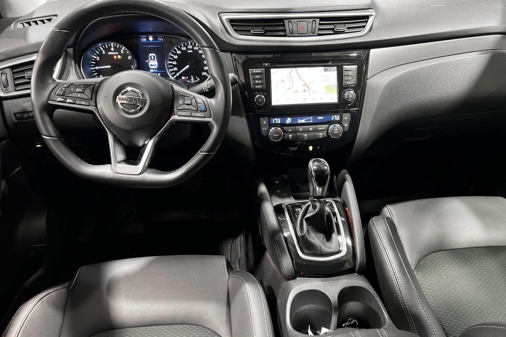 Nissan Qashqai iso kuva 11