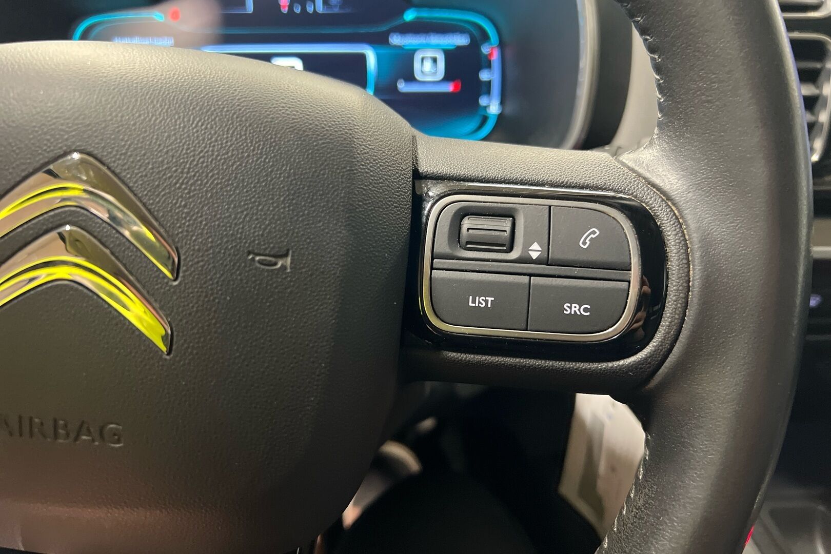 Citroen C5 Aircross iso kuva 11