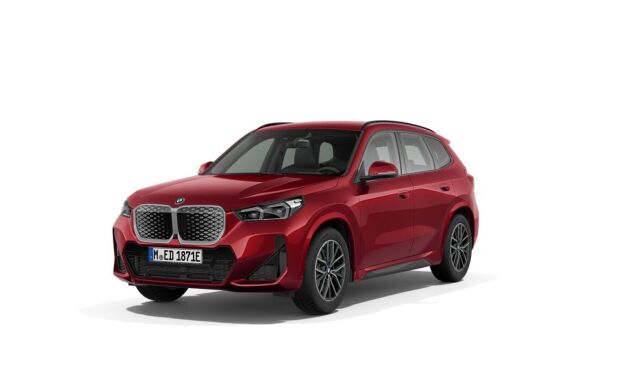 BMW iX1