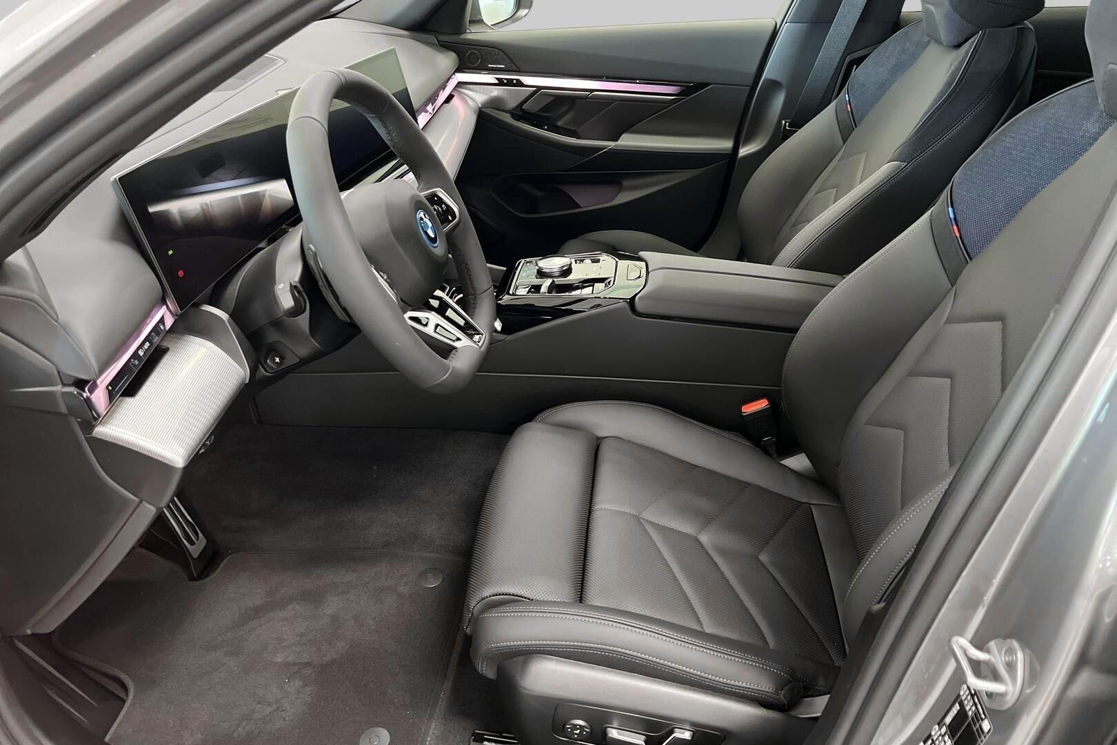 BMW 5-sarja iso kuva 7