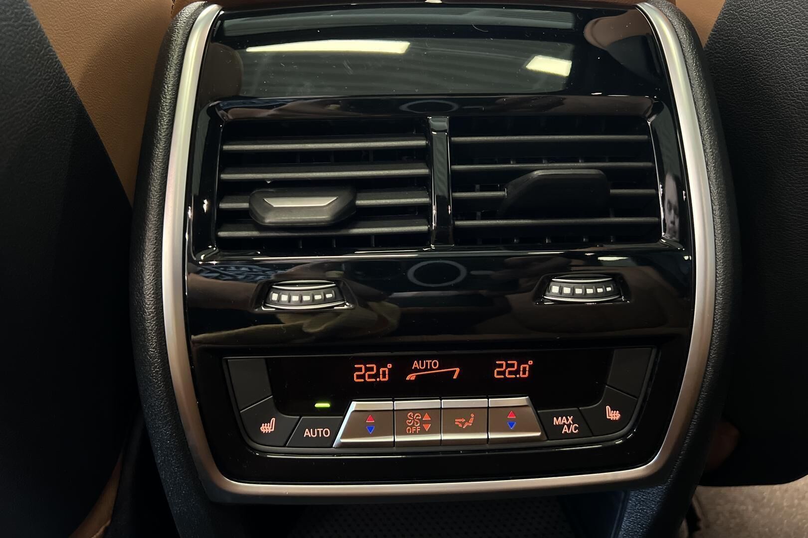 BMW X5 iso kuva 17