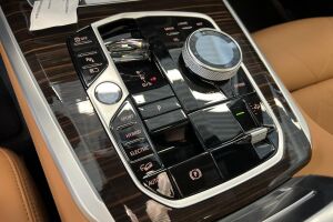 BMW X5 esikatselu 25