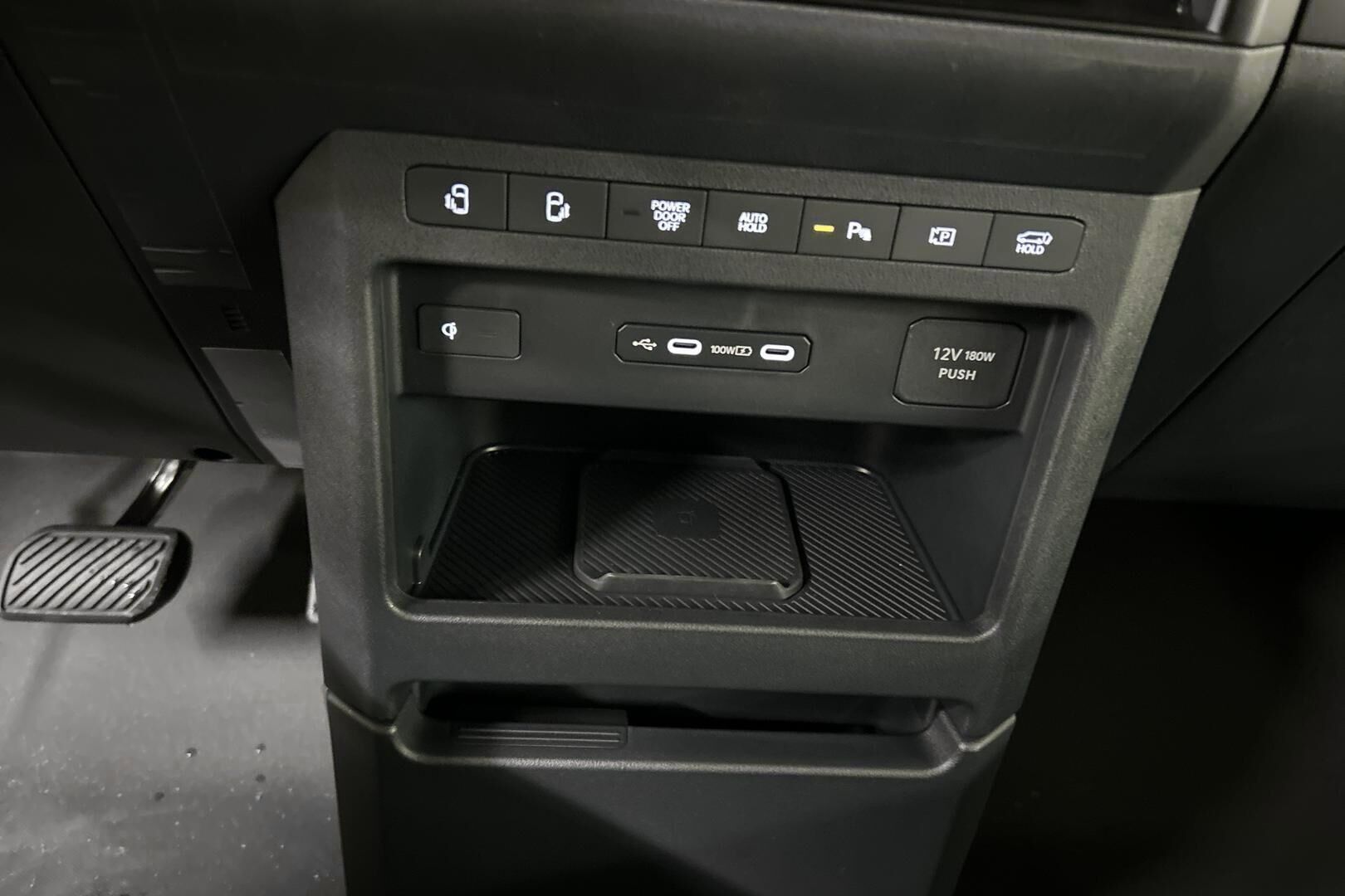 Kia PV5 iso kuva 19