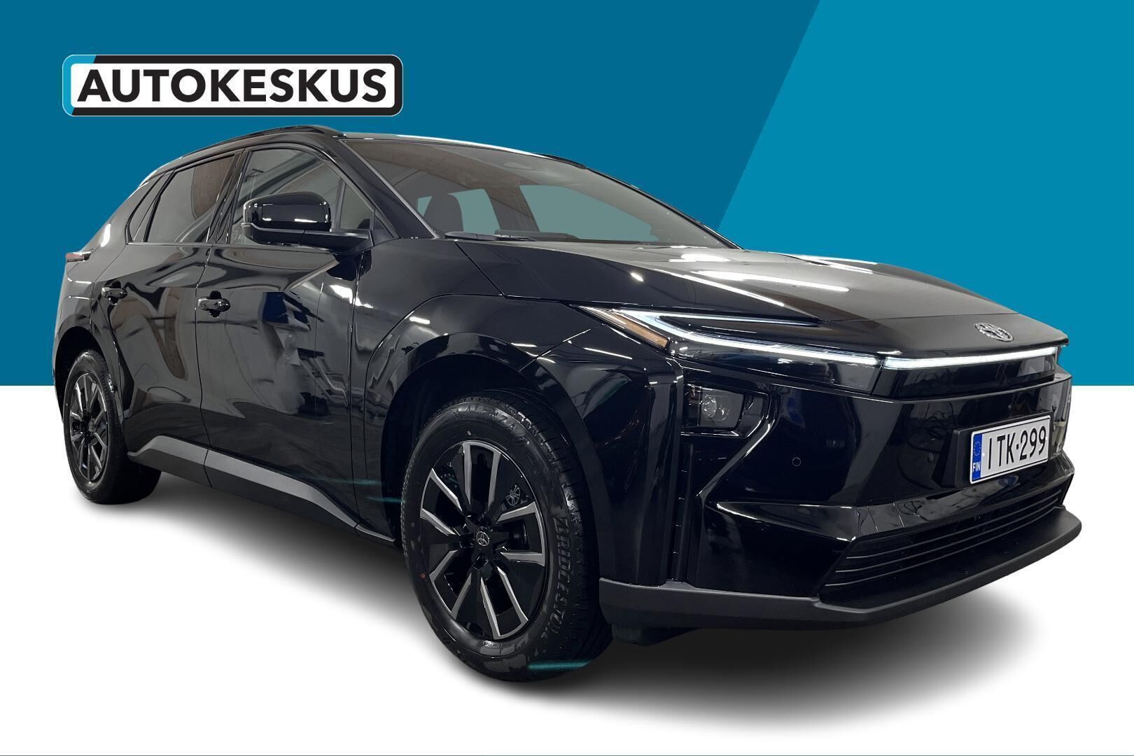 Toyota bZ4X iso kuva 2