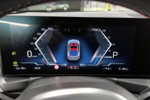 BMW i4 M50 esikatselu 19