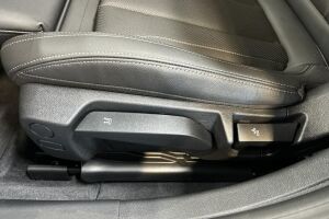 BMW I4 esikatselu 30