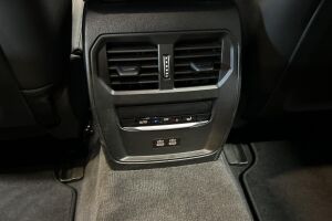 BMW I4 esikatselu 33
