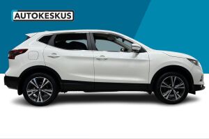 Nissan Qashqai esikatselu 2
