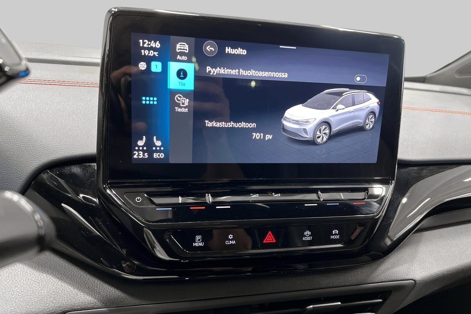 VOLKSWAGEN ID.4 iso kuva 35