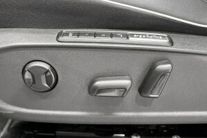 VOLKSWAGEN ID.4 esikatselu 16