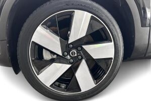 VOLVO C40 esikatselu 13