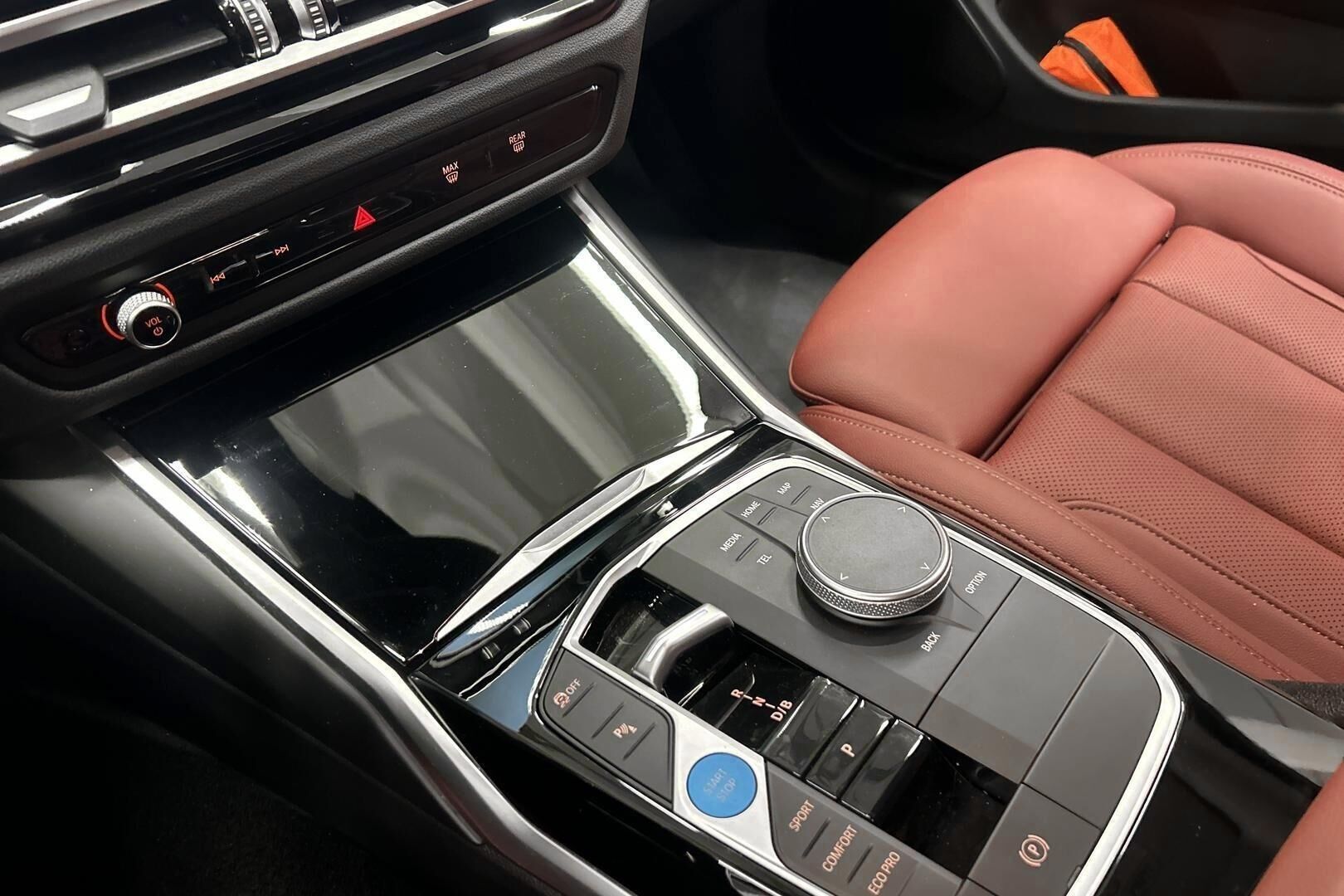 BMW I4 iso kuva 16