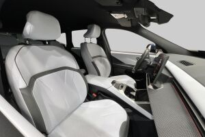 BMW IX3 esikatselu 14