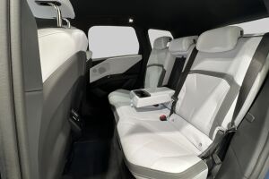BMW IX3 esikatselu 16