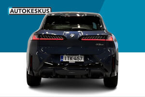 BMW IX3 esikatselu 2