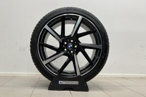BMW IX3 esikatselu 20