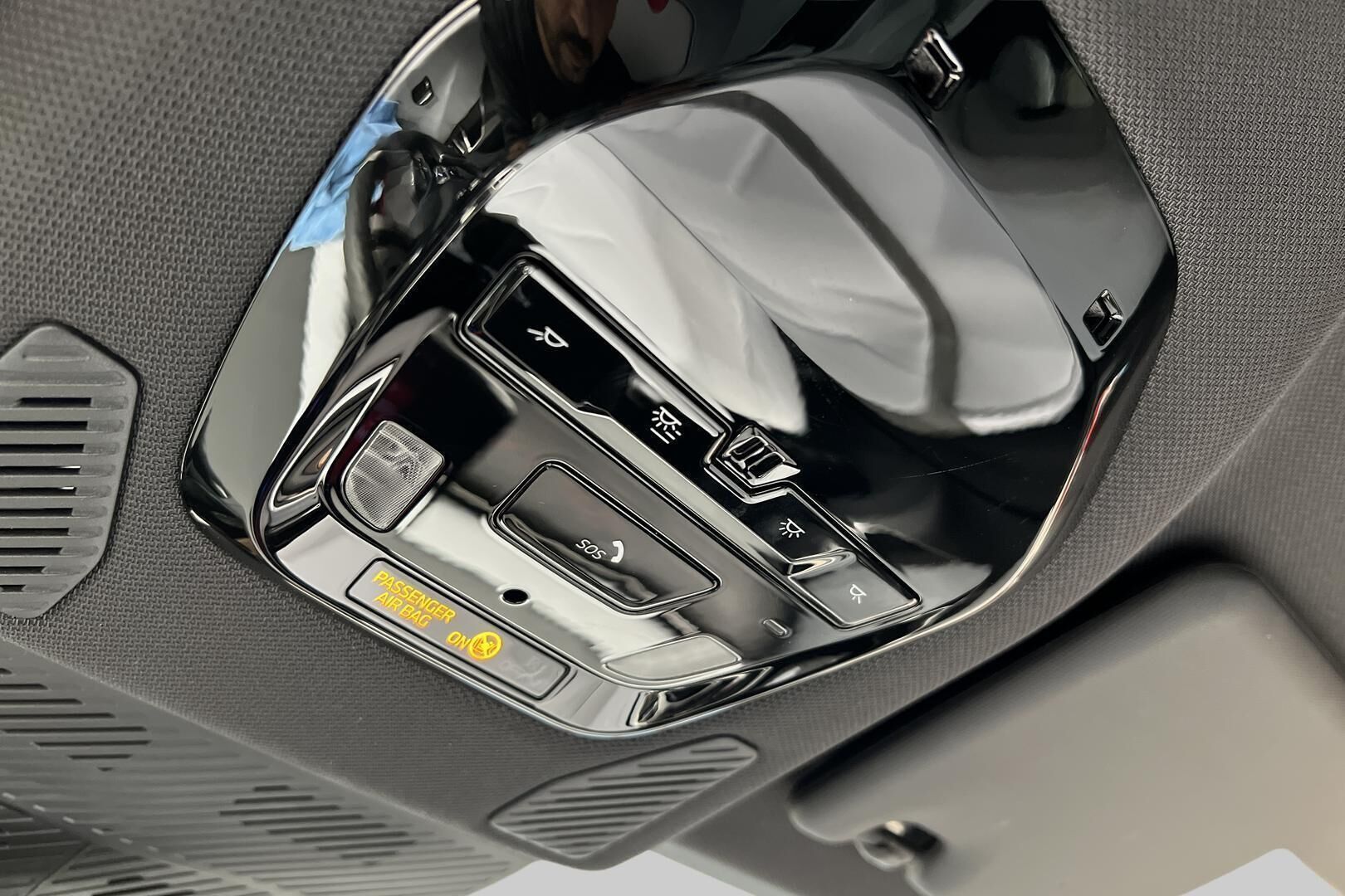 BMW IX3 iso kuva 28