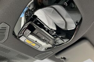 BMW IX3 esikatselu 28