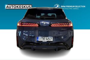 BMW IX3 esikatselu 4